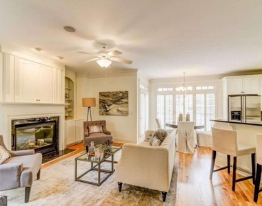 704 Longleaf Drive Ne - Photo Thumbnail 12