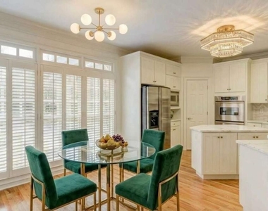 704 Longleaf Drive Ne - Photo Thumbnail 14