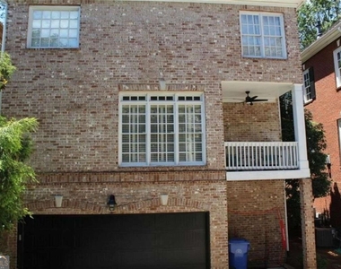 704 Longleaf Drive Ne - Photo Thumbnail 39