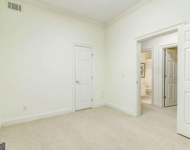 704 Longleaf Drive Ne - Photo Thumbnail 32