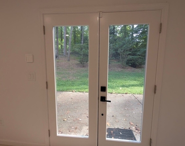 4008 Rock Mill Drive - Photo Thumbnail 11