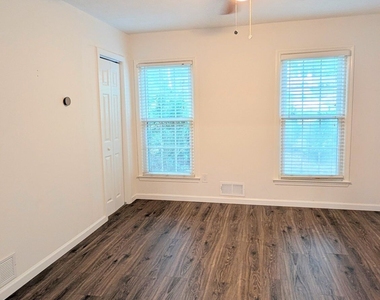 4008 Rock Mill Drive - Photo Thumbnail 7