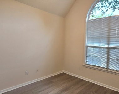 2 Mill Ridge Place - Photo Thumbnail 27