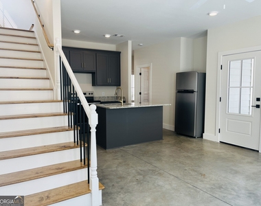 201a Cherry Street - Photo Thumbnail 4