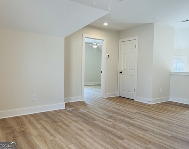 201a Cherry Street - Photo Thumbnail 21