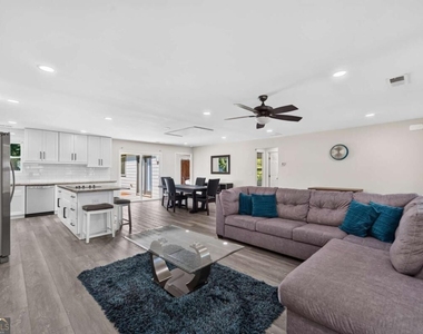 224 Doster Avenue - Photo Thumbnail 7