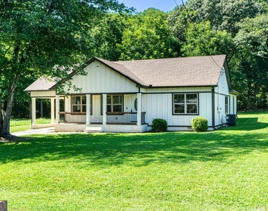 224 Doster Avenue - Photo Thumbnail 2