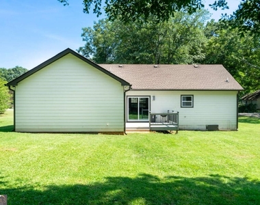 224 Doster Avenue - Photo Thumbnail 31
