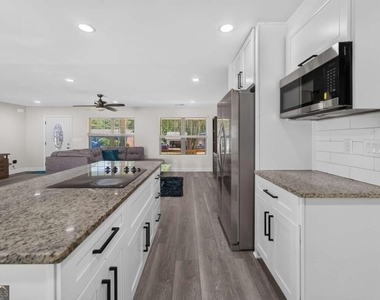 224 Doster Avenue - Photo Thumbnail 11