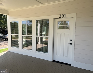 201 Cherry Street - Photo Thumbnail 3