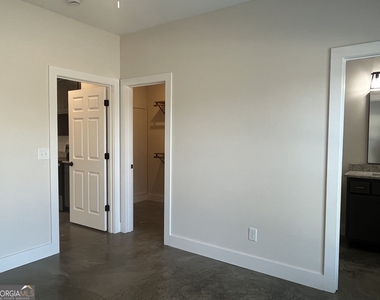 201 Cherry Street - Photo Thumbnail 13