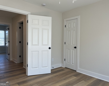 201 Cherry Street - Photo Thumbnail 32