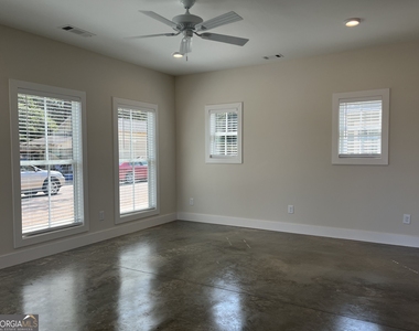 201 Cherry Street - Photo Thumbnail 4