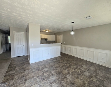 1147 Dunivin Drive - Photo Thumbnail 7