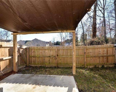 2349 Whiteoak Bend Se - Photo Thumbnail 1