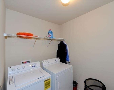 2349 Whiteoak Bend Se - Photo Thumbnail 5