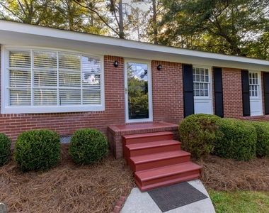 250 Forrest Avenue - Photo Thumbnail 6