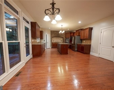 1949 Point River Drive - Photo Thumbnail 11