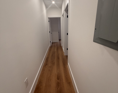 435 Lincoln Avenue - Photo Thumbnail 1