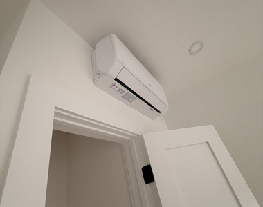 435 Lincoln Avenue - Photo Thumbnail 6