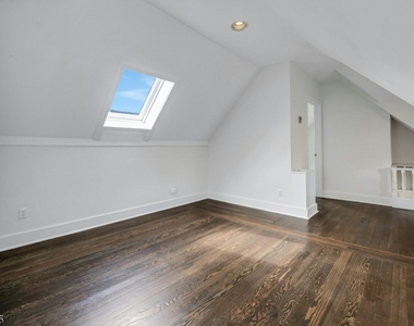 52 Madison St - Photo Thumbnail 27
