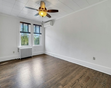 52 Madison St - Photo Thumbnail 23