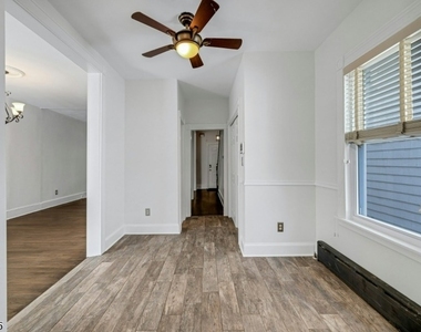52 Madison St - Photo Thumbnail 15