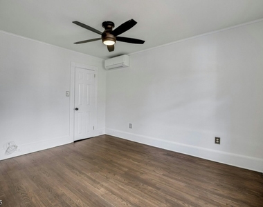 52 Madison St - Photo Thumbnail 21