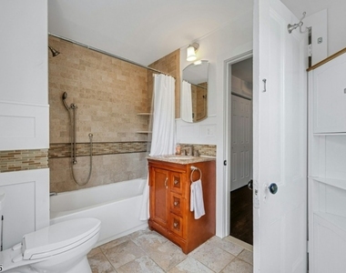 52 Madison St - Photo Thumbnail 29