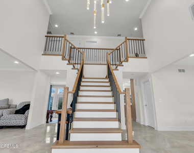 22 Meadow Lane - Photo Thumbnail 3