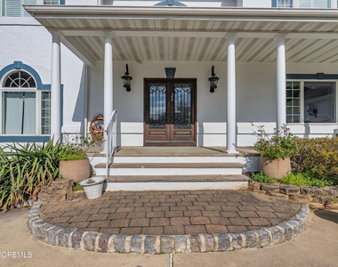 22 Meadow Lane - Photo Thumbnail 2