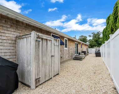 552 Ocean Road - Photo Thumbnail 15