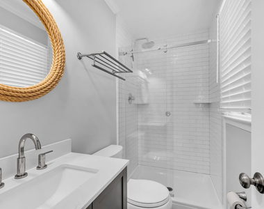 552 Ocean Road - Photo Thumbnail 13