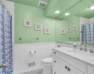 552 Ocean Road - Photo Thumbnail 9