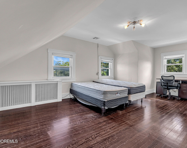 309 Cedar Avenue - Photo Thumbnail 27
