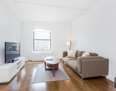 West 91st Street - Photo Thumbnail 2