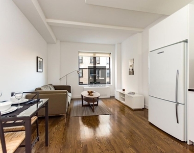West 91st Street - Photo Thumbnail 2