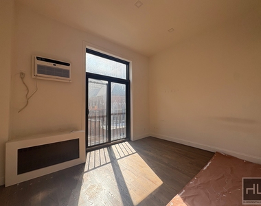 East 80 Street - Photo Thumbnail 2