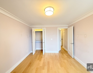West 93rd Street - Photo Thumbnail 2