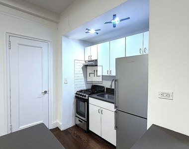East 46th Street - Photo Thumbnail 1