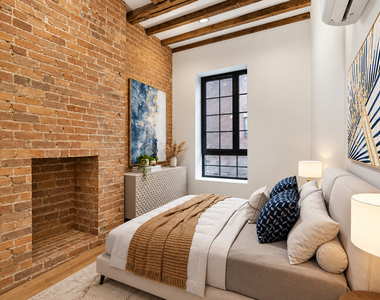 105 Berry Street - Photo Thumbnail 3