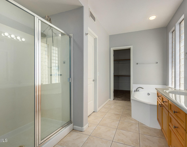 13746 W Cypress Street - Photo Thumbnail 13