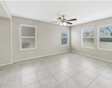16451 W Paso Trail - Photo Thumbnail 4