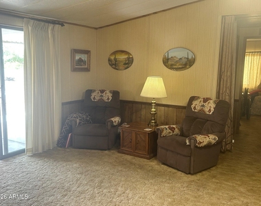 9002 E Citrus Lane S - Photo Thumbnail 12
