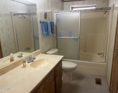 9002 E Citrus Lane S - Photo Thumbnail 4