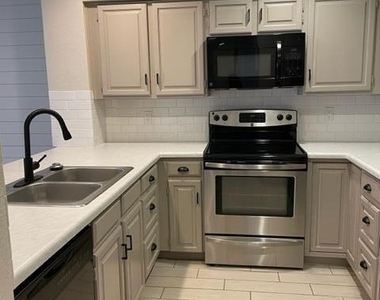 10080 E Mountainview Lake Drive - Photo Thumbnail 4
