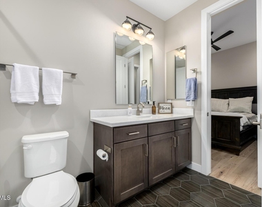 2131 E Nolan Place - Photo Thumbnail 27