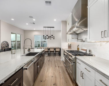 2131 E Nolan Place - Photo Thumbnail 9