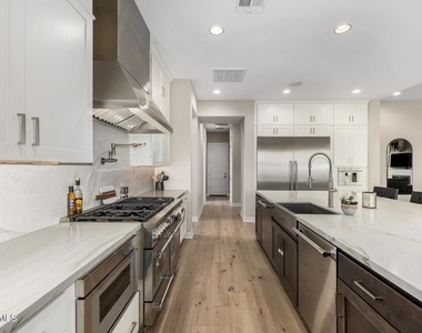 2131 E Nolan Place - Photo Thumbnail 8