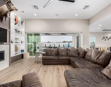 2131 E Nolan Place - Photo Thumbnail 4